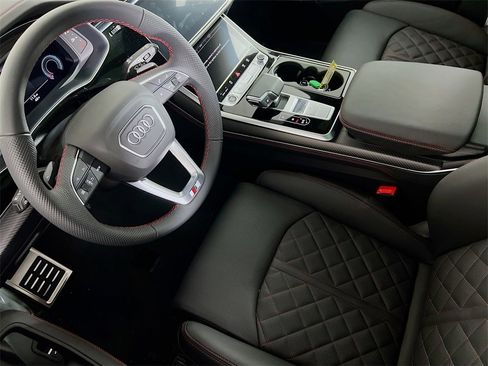 New 2026 Audi Q8 Prestige image 23