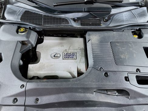 Used 2013 Lexus RX 450h AWD w/ Navigation Pkg image 33