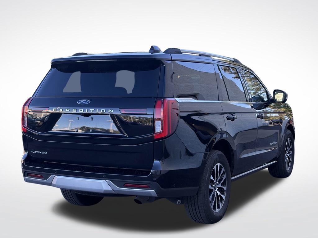 Used 2025 Ford Expedition Platinum AWD/4WD image 4