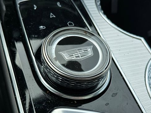 Certified 2024 Cadillac Lyriq Tech w/ Driver Assist Package image 31