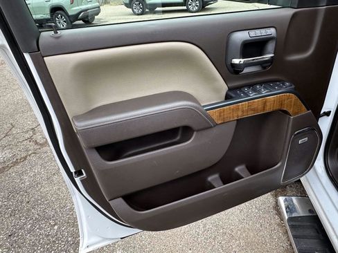 Used 2018 GMC Sierra 1500 SLT w/ SLT Premium Package image 17