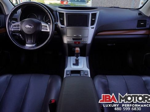 Used 2014 Subaru Outback 2.5i Limited w/ Moonroof Package AWD/4WD image 11