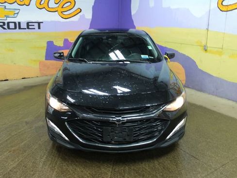 Used 2024 Chevrolet Malibu LT w/ Midnight Edition FWD image 3