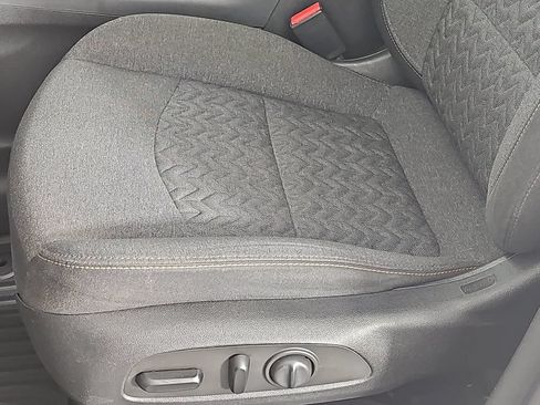 Used 2022 Chevrolet Equinox LT AWD/4WD image 28