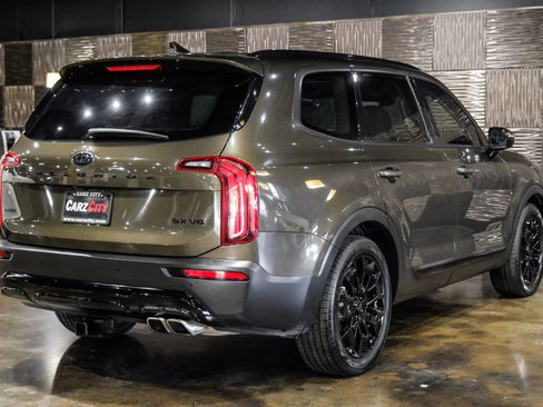 Used 2021 Kia Telluride SX w/ Nightfall Edition Package AWD/4WD image 9