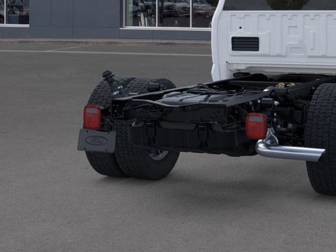 New 2026 Ford F550 4x4 Supercab Super Duty image 21