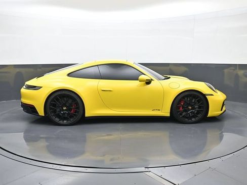 Certified 2024 Porsche 911 Carrera GTS RWD image 19