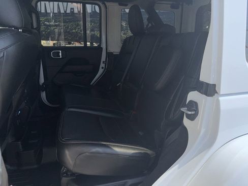 Used 2021 Jeep Wrangler Unlimited Sahara w/ Cold Weather Group image 9