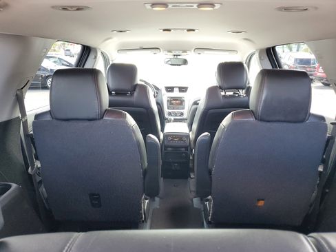 Used 2014 GMC Acadia SLT image 37