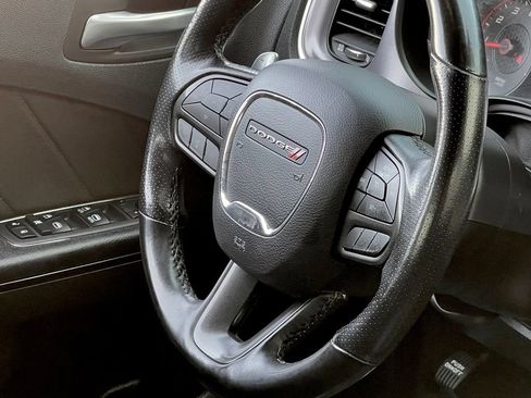 Used 2020 Dodge Charger SXT w/ Blacktop Package AWD/4WD image 33