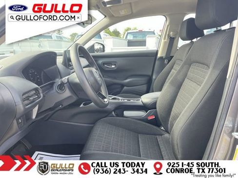 Used 2025 Honda HR-V LX image 28
