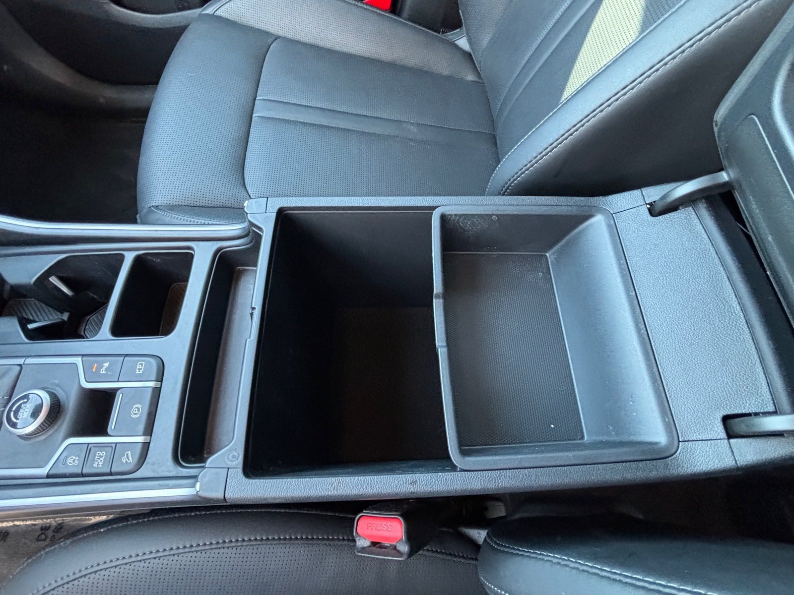 Used 2025 Kia Sorento S FWD image 18