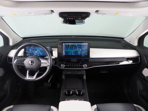 Used 2024 Honda Prologue Touring image 3