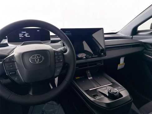 New 2026 Toyota C-HR AWD/4WD image 31