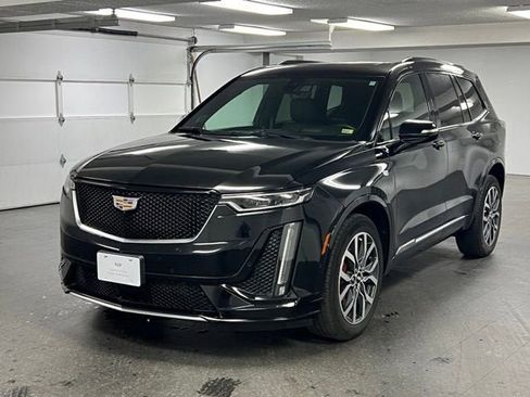 Certified 2023 Cadillac XT6 Sport w/ Platinum Package AWD/4WD image 1