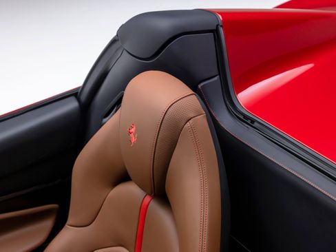 Certified 2023 Ferrari F8 Tributo RWD image 83