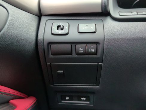 Used 2015 Lexus LS 460 RWD image 23