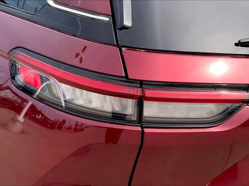 Used 2024 Jeep Grand Cherokee Limited image 28