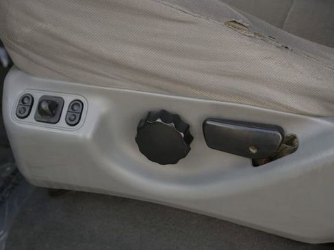 Used 2006 Ford F250 XLT AWD/4WD image 23