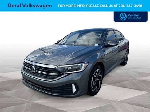 Used 2024 Volkswagen Jetta SEL image 4