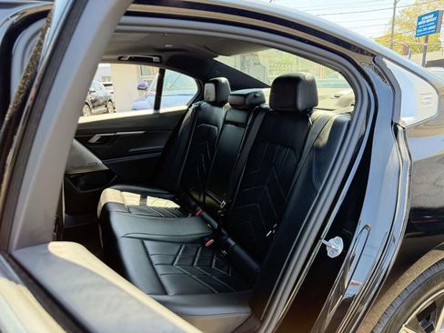 Used 2026 BMW 530i xDrive AWD/4WD image 18