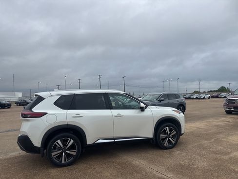 Certified 2023 Nissan Rogue SL w/ SL Premium Package image 27