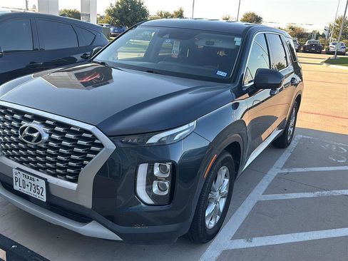 Used 2020 Hyundai Palisade SE image 1