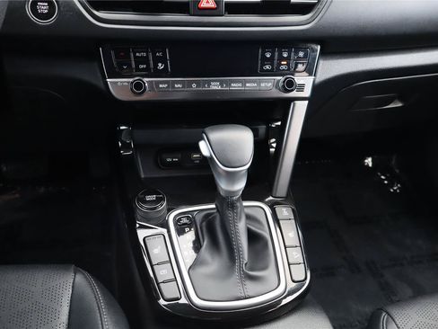 Certified 2024 Kia Seltos SX AWD/4WD image 22