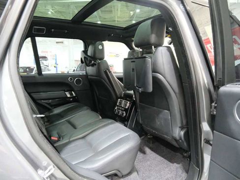 Used 2017 Land Rover Range Rover Supercharged AWD/4WD image 25