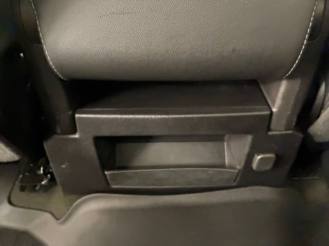 Used 2018 GMC Sierra 2500 SLT AWD/4WD image 19