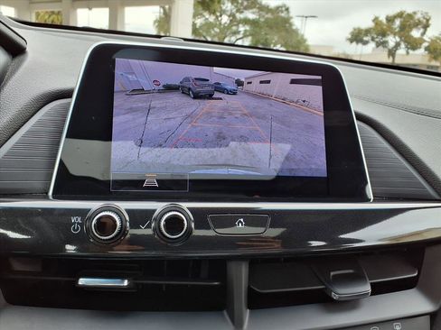 Used 2023 Cadillac CT4 Luxury w/ Sun And Sound Package image 29