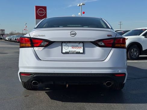 Certified 2024 Nissan Altima 2.5 SR image 5