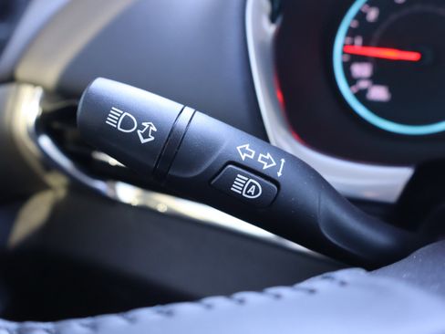 Used 2020 Chevrolet Traverse Premier w/ Redline Edition image 23