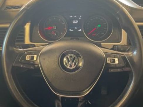 Used 2018 Volkswagen Atlas SE AWD/4WD image 23