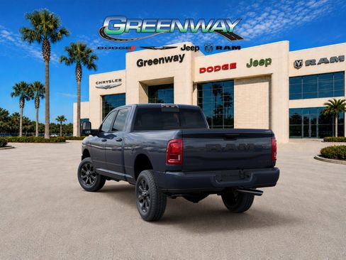 New 2026 RAM 2500 Laramie AWD/4WD image 3