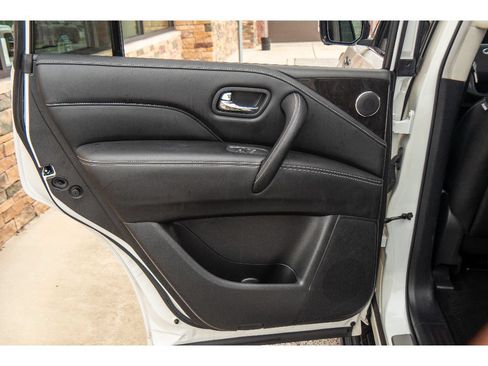 Used 2024 INFINITI QX80 Luxe w/ Cargo Package AWD/4WD image 18