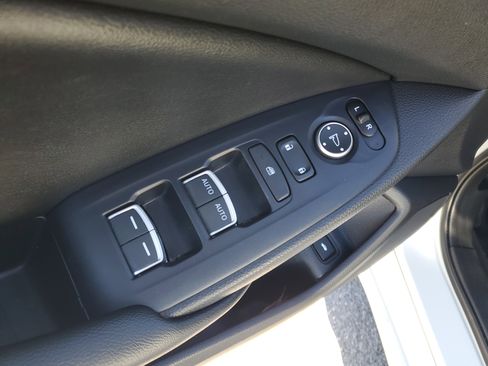 Used 2019 Honda Accord Sport image 15
