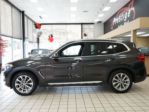 Used 2018 BMW X3 xDrive30i w/ Premium Package AWD/4WD image 3