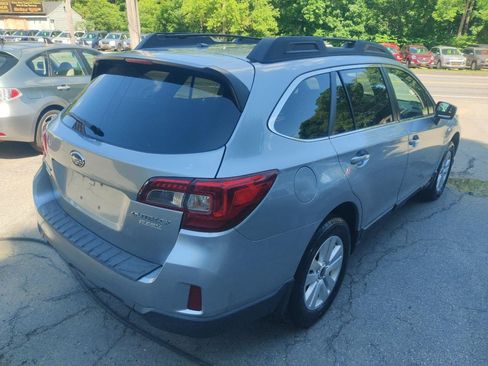 Used 2015 Subaru Outback 2.5i Premium AWD/4WD image 6