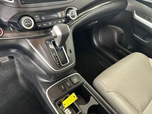 Used 2016 Honda CR-V Touring image 19
