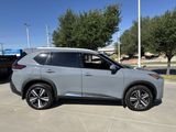 Used 2023 Nissan Rogue SL image 6