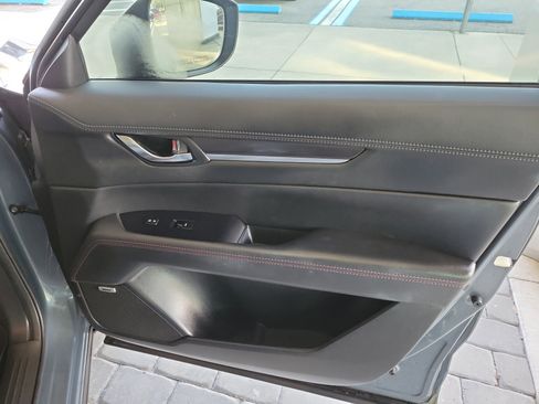 Used 2021 MAZDA CX-5 Carbon Edition image 29