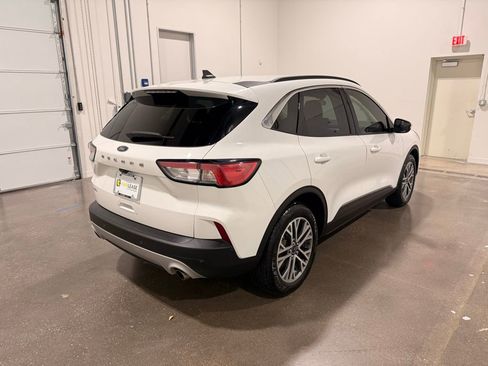 Used 2021 Ford Escape SEL image 5