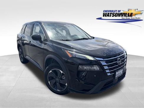 Used 2024 Nissan Rogue SV AWD/4WD image 1