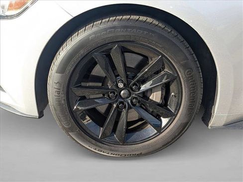 Used 2015 Ford Mustang GT Premium image 24