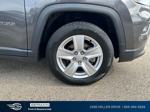 Used 2022 Jeep Compass Latitude AWD/4WD image 11