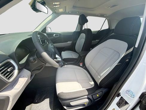 New 2026 Hyundai Venue SEL FWD image 20