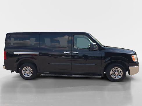 Used 2016 Nissan NV 3500 SL RWD image 7