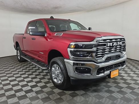 Certified 2026 RAM 2500 Big Horn AWD/4WD image 3