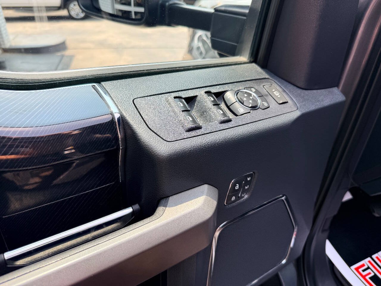 Used 2022 Ford F350 Platinum AWD/4WD image 23